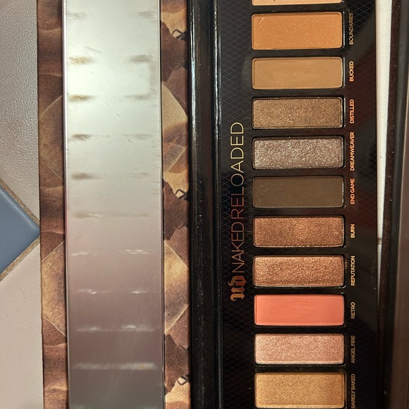 SOLD - Set of 4 gently used Naked pallets INCL rare prince pallet! - Picture 5 of 6